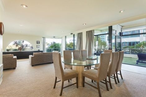 Photo of property in 21 Maunganui Road, Mount Maunganui, 3116