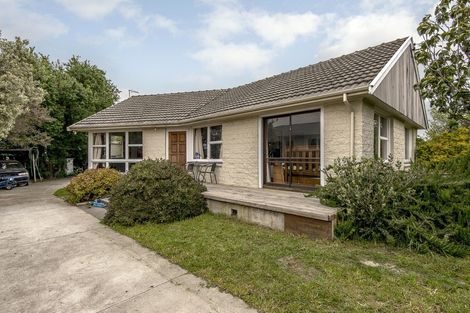 Photo of property in 12 Frensham Crescent, Woolston, Christchurch, 8062