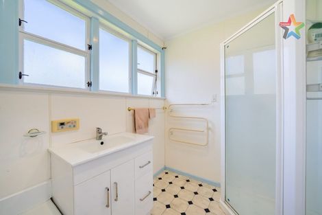 Photo of property in 43 Fleet Street, Naenae, Lower Hutt, 5011