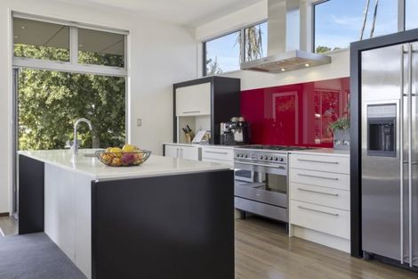 Photo of property in 70 Oakgrove Drive, Rangiora, 7400