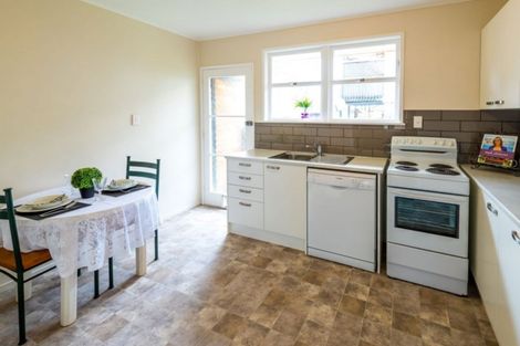 Photo of property in 1/236 Pakuranga Road, Pakuranga Heights, Auckland, 2010