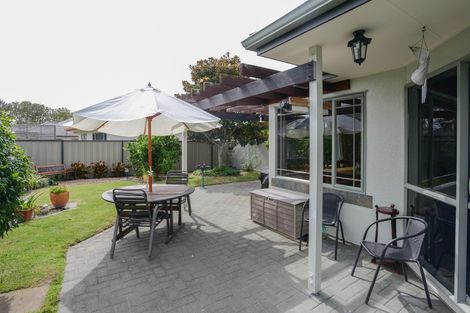 Photo of property in 12 Flemington Place, Taradale, Napier, 4112
