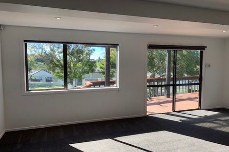 Photo of property in 13 Lendenfeld Drive, Papatoetoe, Auckland, 2025