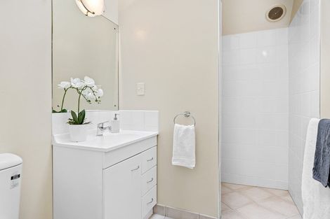 Photo of property in 2/1010 Colombo Street, St Albans, Christchurch, 8014