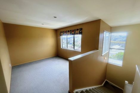 Photo of property in 37a Waverton Terrace, Churton Park, Wellington, 6037