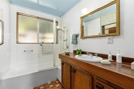 Photo of property in 112 Plateau Road, Te Marua, Upper Hutt, 5018