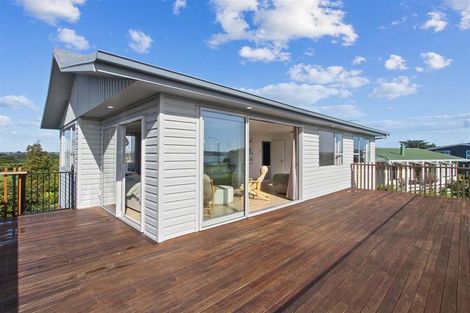 Photo of property in 172 Torkar Road, Clarks Beach, 2122
