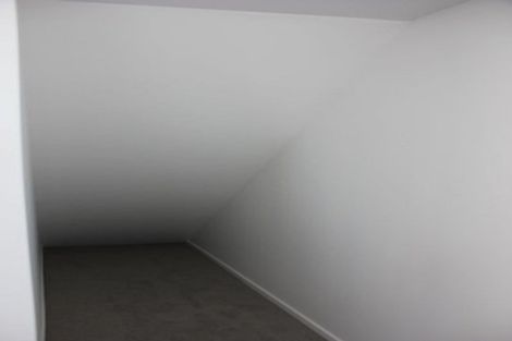 Photo of property in 15/62u Spenmoor Street, Newlands, Wellington, 6037