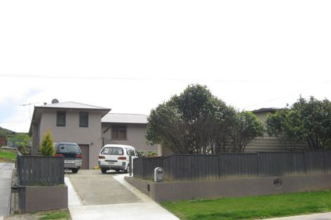 Photo of property in 107 Waikawa Road, Picton, 7220