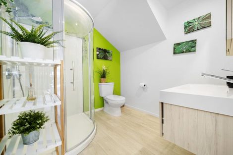Photo of property in 67 Andrews Road, Queenstown, 9300