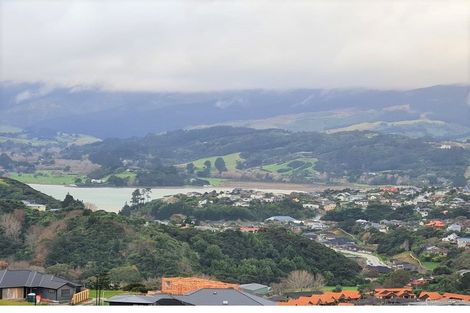 Photo of property in 18 Kopua Place, Whitby, Porirua, 5024