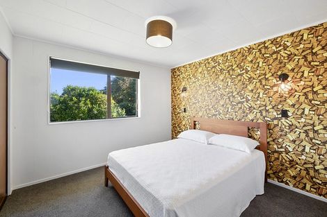 Photo of property in 194 Mangorei Road, Merrilands, New Plymouth, 4312