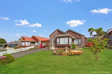 Photo of property in 2a Civic Place, Waiuku, 2123