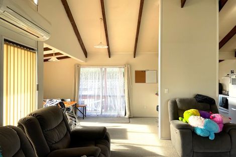 Photo of property in 15a Jeffares Place, Taradale, Napier, 4112