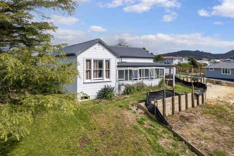 Photo of property in 33 Ara Mara Hua, Henderson, 0612