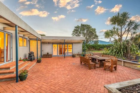 Photo of property in 5 Clifford Road, Johnsonville, Wellington, 6037