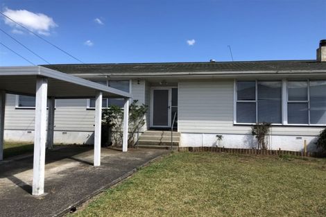 Photo of property in 11 Geoffrey Place, Mangere East, Auckland, 2024
