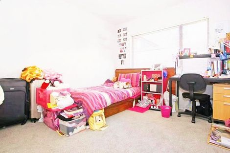 Photo of property in 11 Glanmire Place, Flat Bush, Auckland, 2016