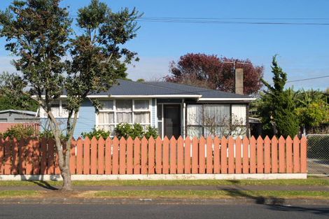 Photo of property in 263 Robertson Road, Mangere East, Auckland, 2024