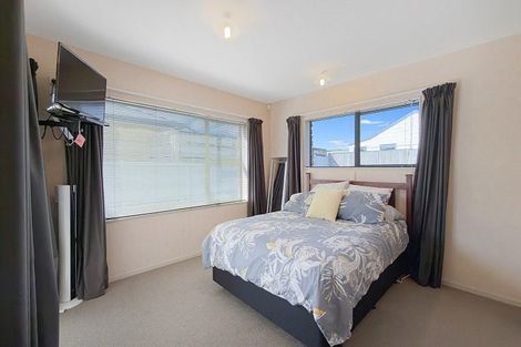 Photo of property in 131 Mayfair Avenue, Whangamata, 3620