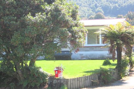 Photo of property in 13 Garrick Place, Pukehangi, Rotorua, 3015