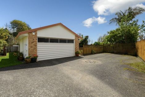 Photo of property in 114 Carlton Street, Bellevue, Tauranga, 3110
