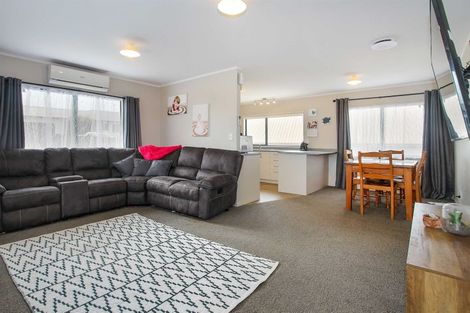 Photo of property in 31f Kaiwaka Road, Waiuku, 2123