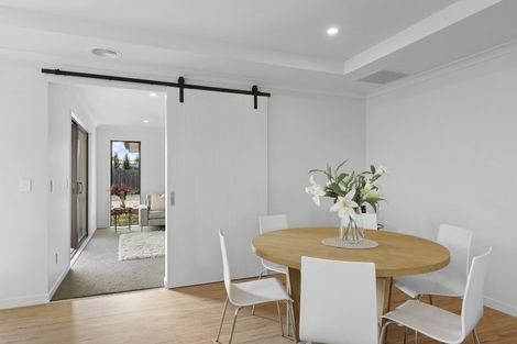 Photo of property in 29 Cressy Place, Darfield, 7510