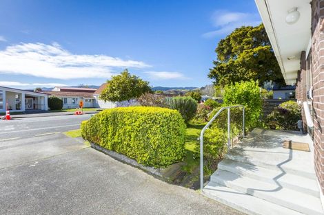 Photo of property in 2f2- Benzie Avenue, Elderslea, Upper Hutt, 5018