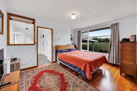 Photo of property in 28 Camberwell Road, Hawera, 4610
