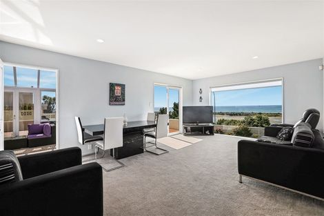 Photo of property in 9 Dunkeld Lane, Redcliffs, Christchurch, 8081