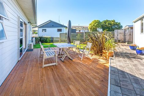 Photo of property in 2 Norfolk Place, Tairua, 3508