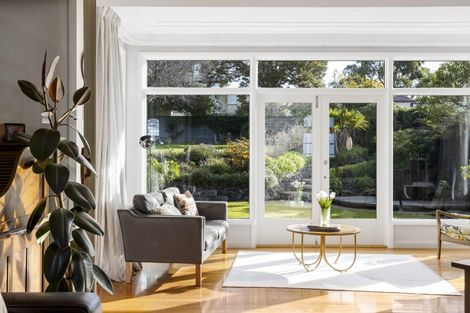 Photo of property in 8 Neidpath Road, Mornington, Dunedin, 9011