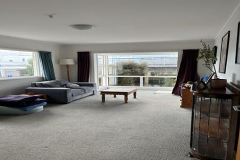 Photo of property in 2/2 Scarborough Terrace, Mount Victoria, Wellington, 6011