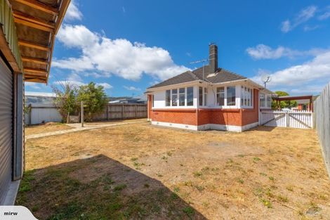 Photo of property in 15 Ngata Grove, Trentham, Upper Hutt, 5018