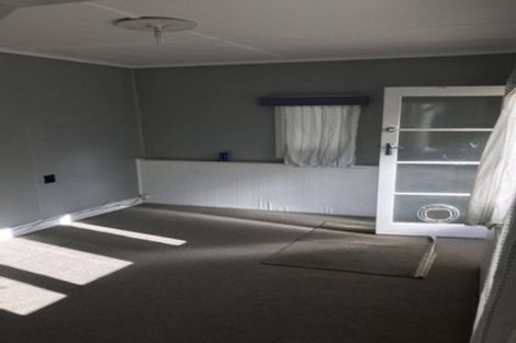 Photo of property in 6 Brighton Terrace, Murrays Bay, Auckland, 0630