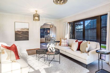 Photo of property in 6 Huntington Lane, West End, Palmerston North, 4410