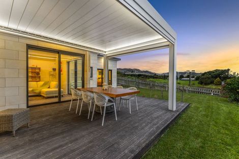 Photo of property in 4 Kaiwaru Place, Waikanae, 5036
