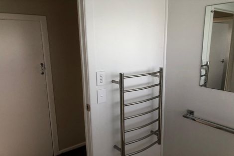 Photo of property in 117 Manuka Road, Bayview, Auckland, 0629