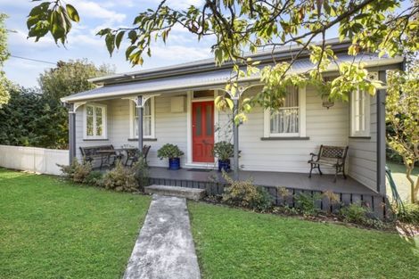 Photo of property in 1 Puriri Road, Pukekohe, 2120