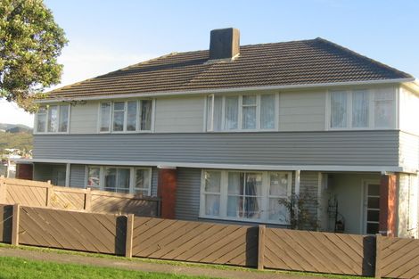 Photo of property in 4- 6 Esk Place, Cannons Creek, Porirua, 5024