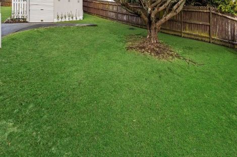 Photo of property in 37 Moire Road, Massey, Auckland, 0614