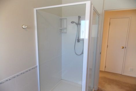 Photo of property in 102a Parkvale Road, Karori, Wellington, 6012