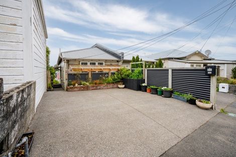 Photo of property in 24 Charlotte Avenue, Brooklyn, Wellington, 6021