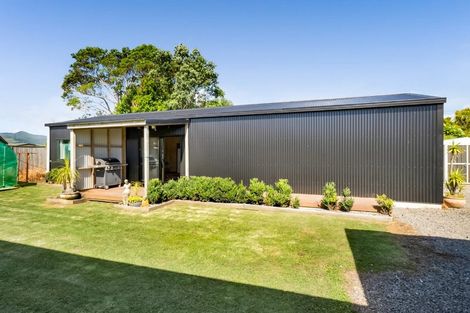 Photo of property in 21 Carthew Street, Okato, 4335
