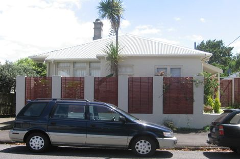 Photo of property in 2/17 Burgess Road, Devonport, Auckland, 0624