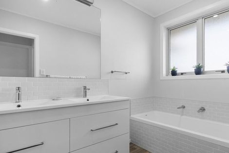 Photo of property in 12b Taylor Street, Cambridge, 3434