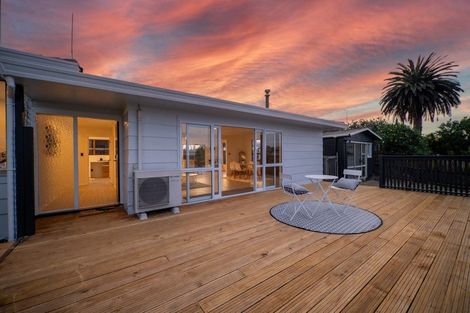 Photo of property in 40 Mckinstry Avenue, Mangere East, Auckland, 2024