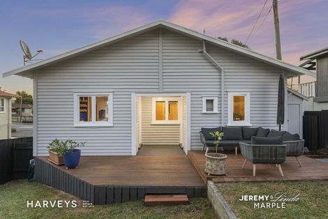 Photo of property in 112a/1 View Road, Sunnyvale, Auckland, 0612