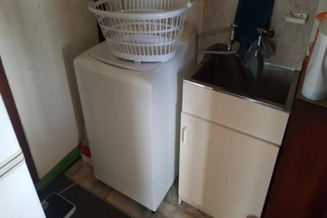 Photo of property in 100 Mackenzie Avenue, Woolston, Christchurch, 8023